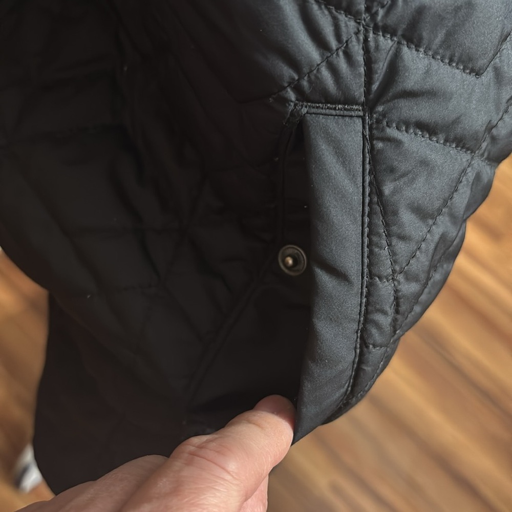 Women’s Under Armour Large Pullover - image 4